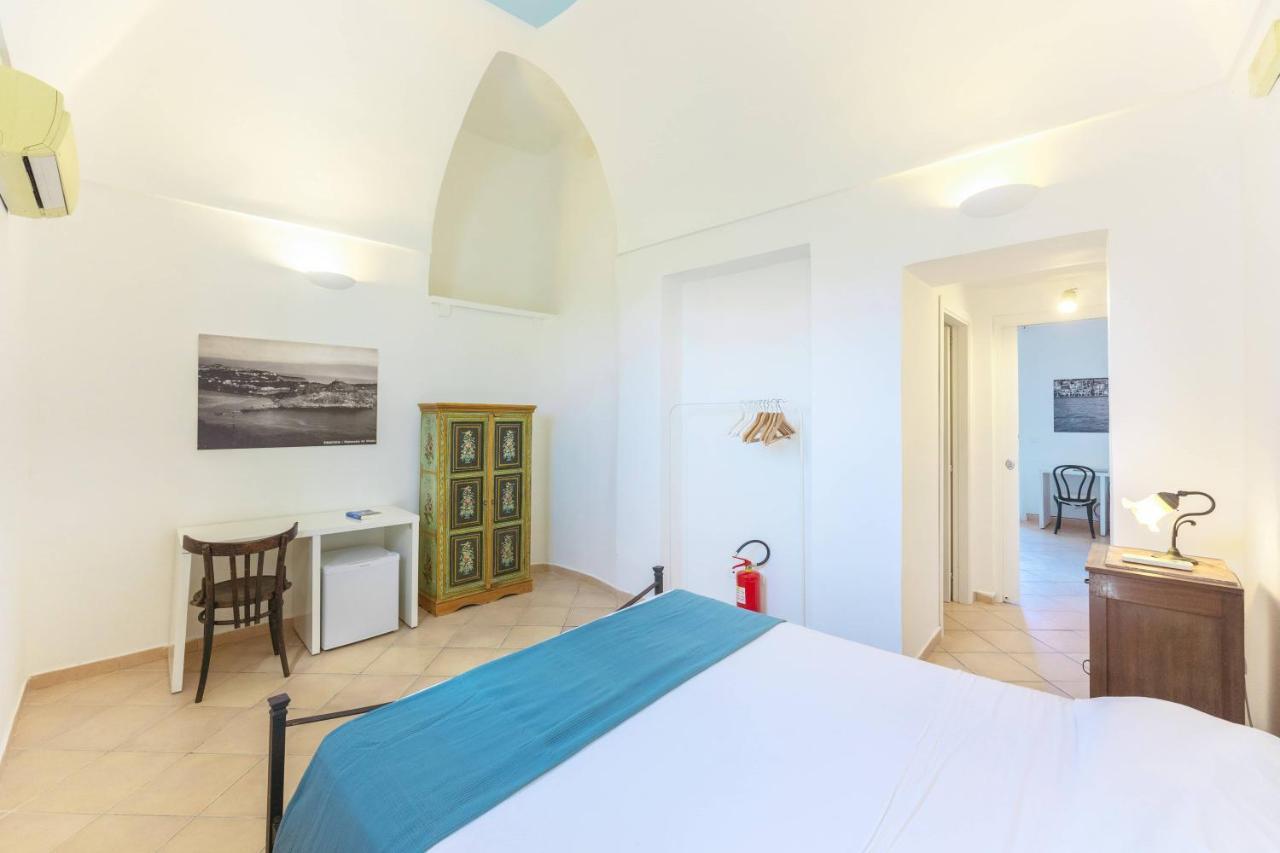 Palazzo Attila - Gioia Apartments Procida Exterior foto